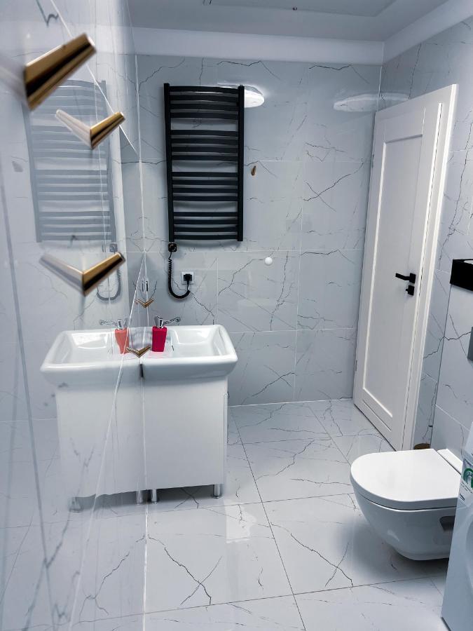 Mojemiedzyzdroje Lu 7A - Luksusowy Apartament 100 Metrow Od Morza 外观 照片