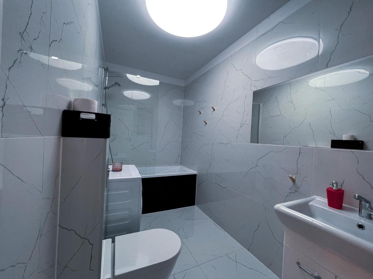 Mojemiedzyzdroje Lu 7A - Luksusowy Apartament 100 Metrow Od Morza 外观 照片